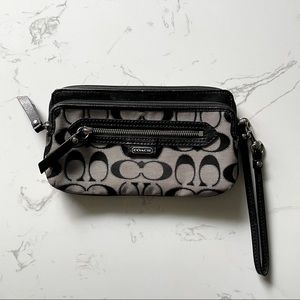 Coach Classic Wristlet